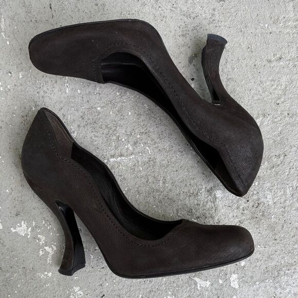 Prada Shoes - Prada spools or heek pumps